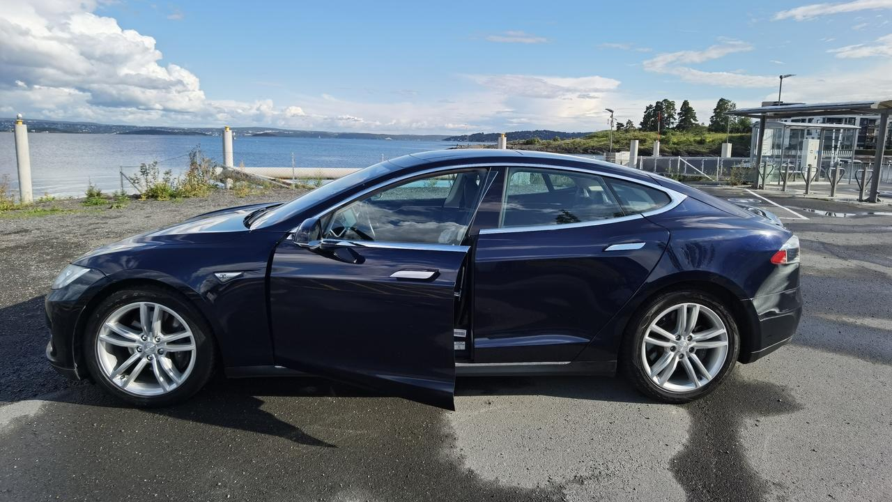 2014款Tesla S85