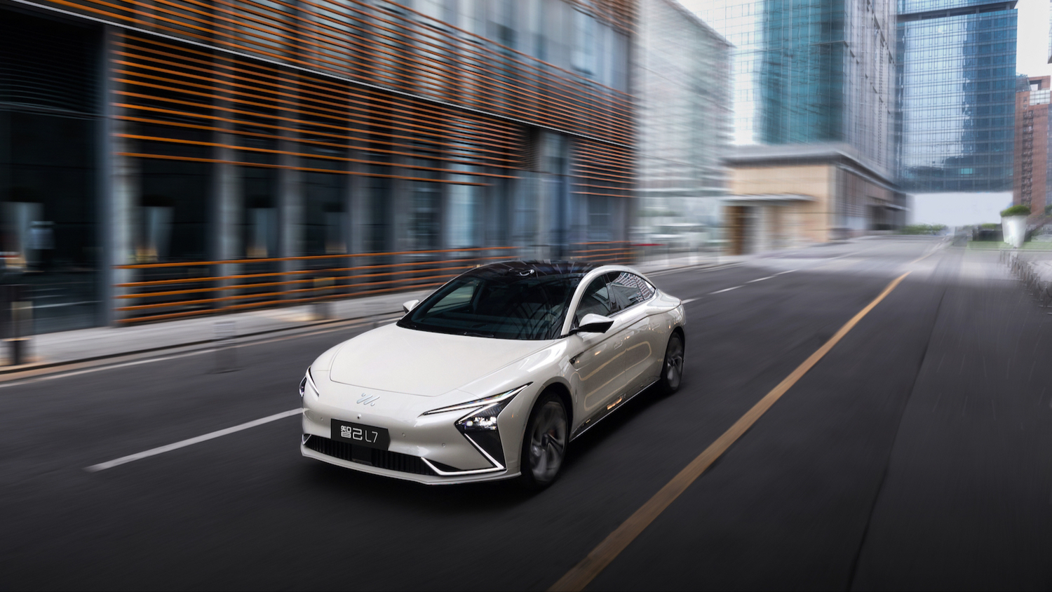 智己汽車提出“新世界汽車智能五大標(biāo)準(zhǔn)” 6月18日交付