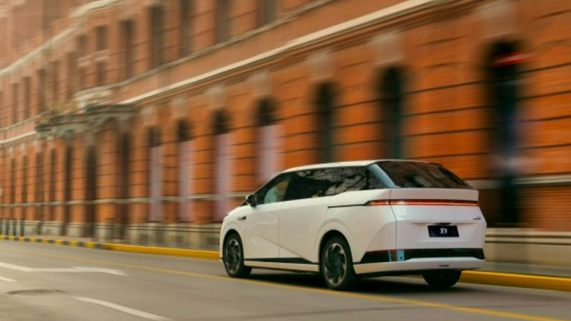 2024 年購(gòu)買新能源汽車是優(yōu)先選擇新勢(shì)力造車，還是優(yōu)先選擇傳統(tǒng)車企新能源汽車？