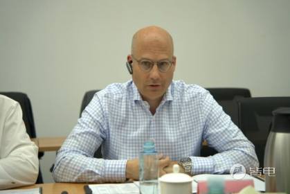 TÜV莱茵全球交通服务执行副总裁Matthias Schubert博士