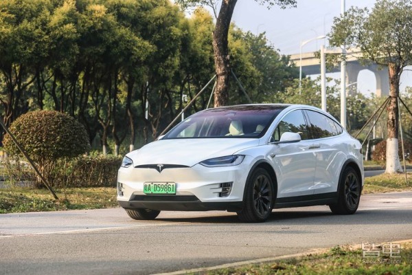 高分选手？特斯拉Model X100D打榜测试