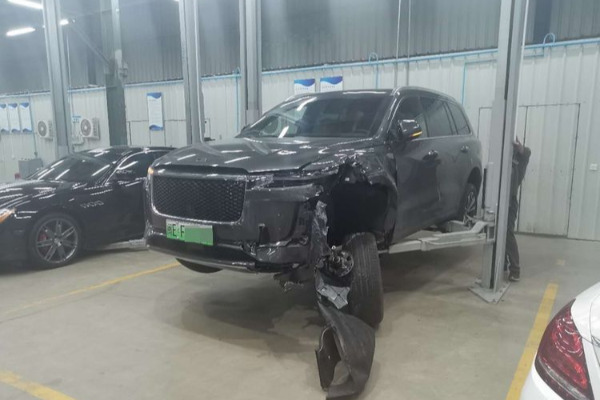 理想ONE事故斷軸！理想：與車輛質(zhì)量無關(guān)