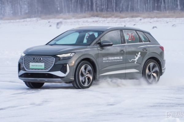 冰雪試駕奧迪Q4「電門盡管踩 剩下的交給quattro」